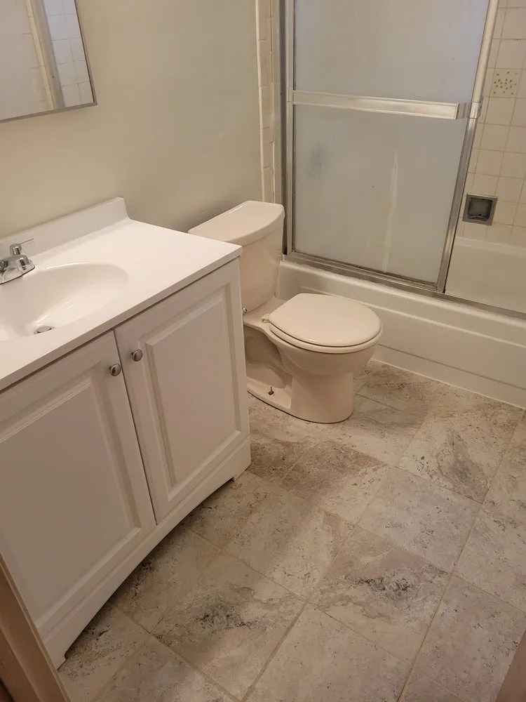 Slide of Holcomb Home Improvement