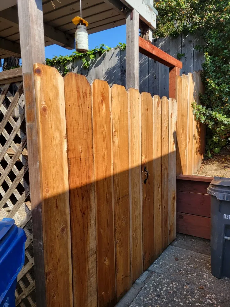 Slide of Holcomb Home Improvement