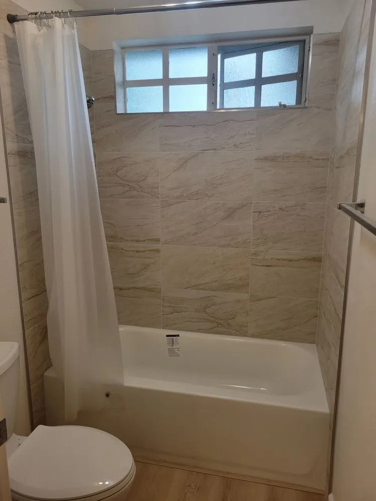 Slide of Holcomb Home Improvement