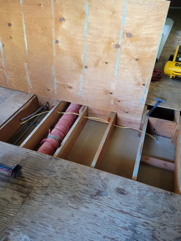 Slide of Holcomb Home Improvement