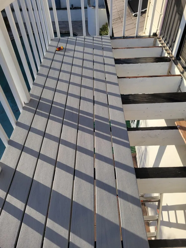 Slide of Holcomb Home Improvement