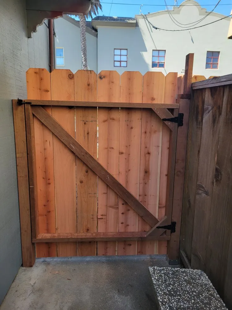 Slide of Holcomb Home Improvement