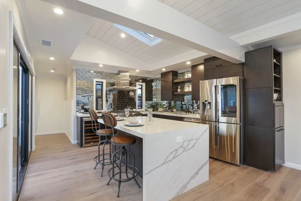 Slide of Hollander Homes