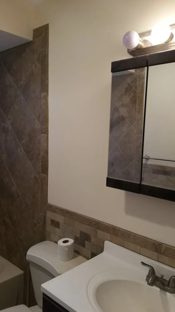 Slide of Holmes Plumbing & Drain