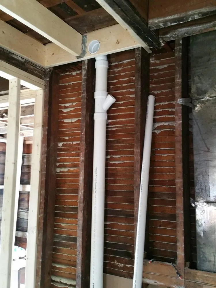 Slide of Holmes Plumbing & Drain