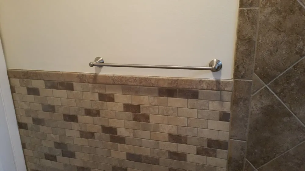 Slide of Holmes Plumbing & Drain