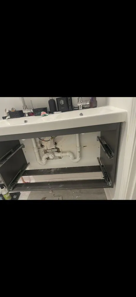 Slide of Holmes Plumbing & Heating