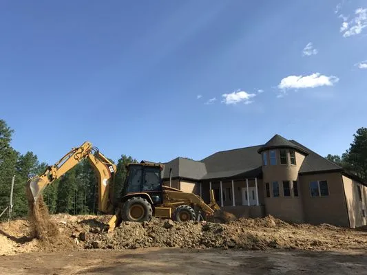 Holt's Construction & Septic Tank Service