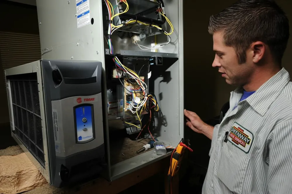 Slide of HomeMax Nashville