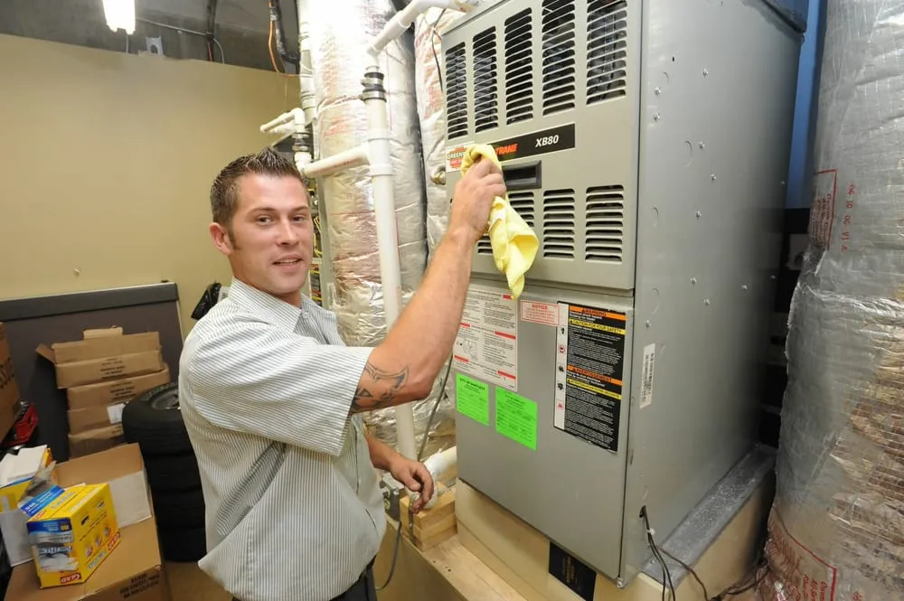 Slide of HomeMax Nashville