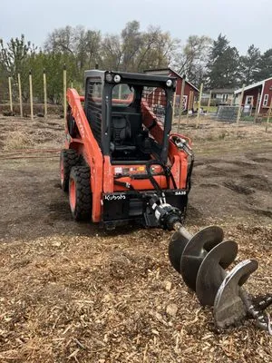 Hometown Handyman Logo