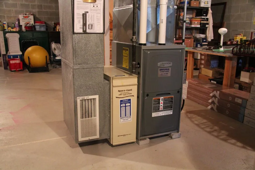 Slide of Horsch & Miller