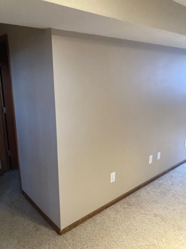 Slide of Horsetooth Home Pro