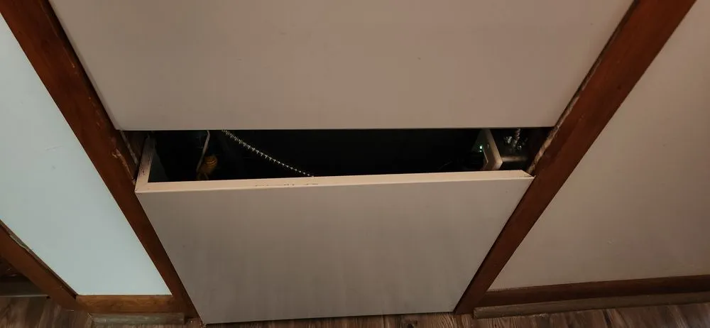 Slide of Hot and Cold Mechanical