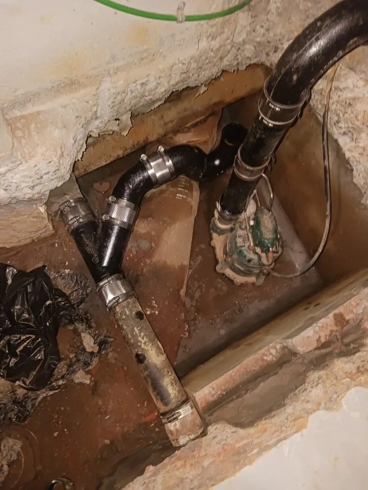 Slide of Houdini Plumbing Service