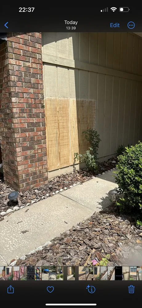 Slide of Hp Handy Service