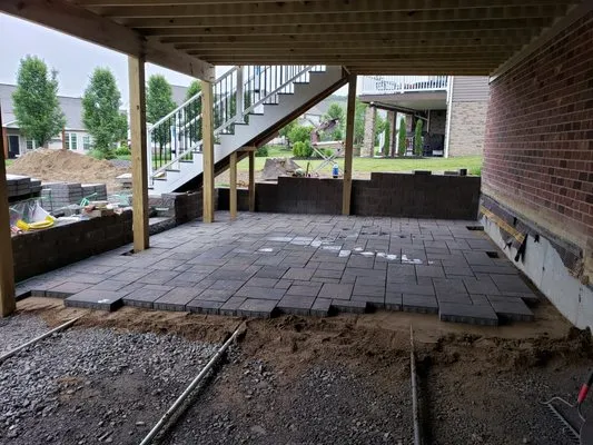 HR Fencing and Contracting