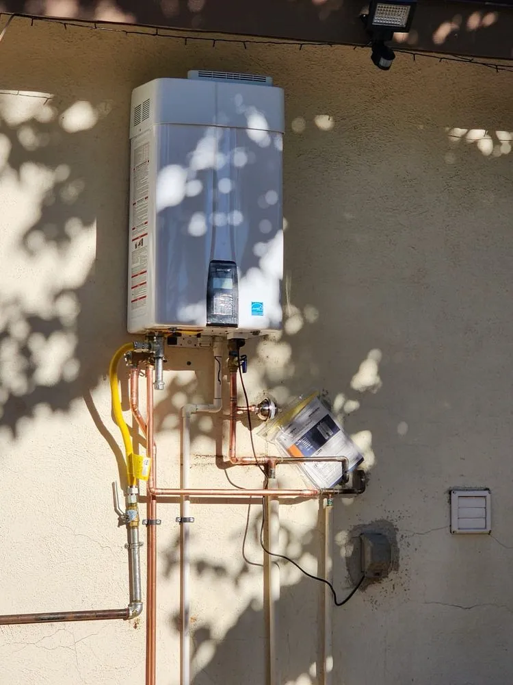 Quality drain cleaning for homes in Reseda, CA by Hta Plumbing