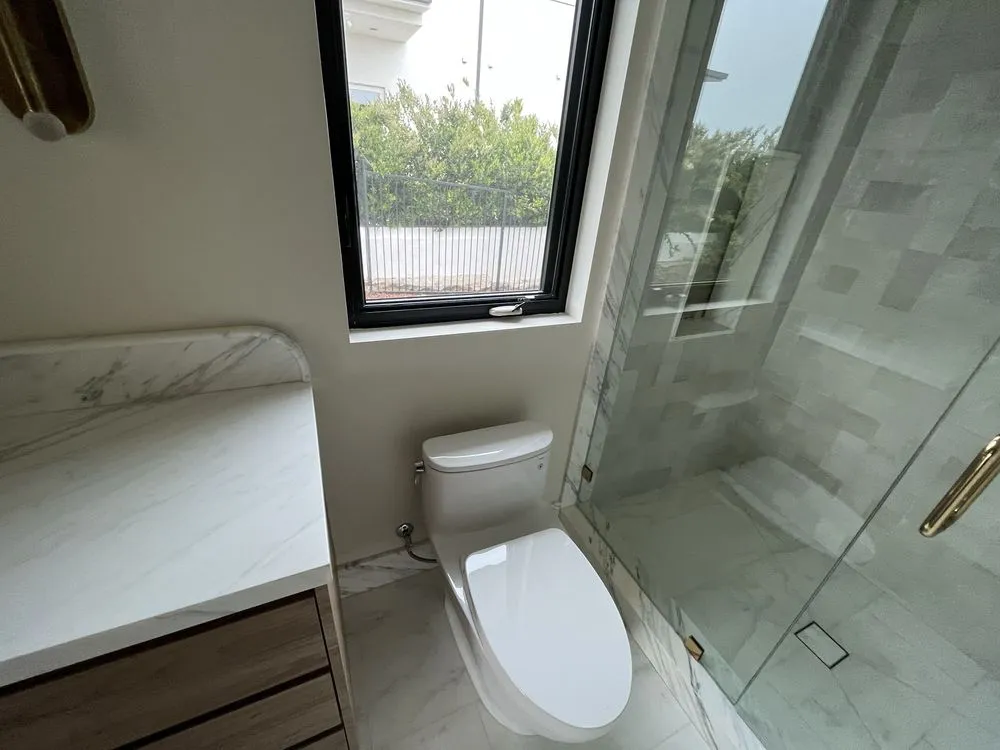 Affordable emergency plumbing in Reseda, CA by Hta Plumbing