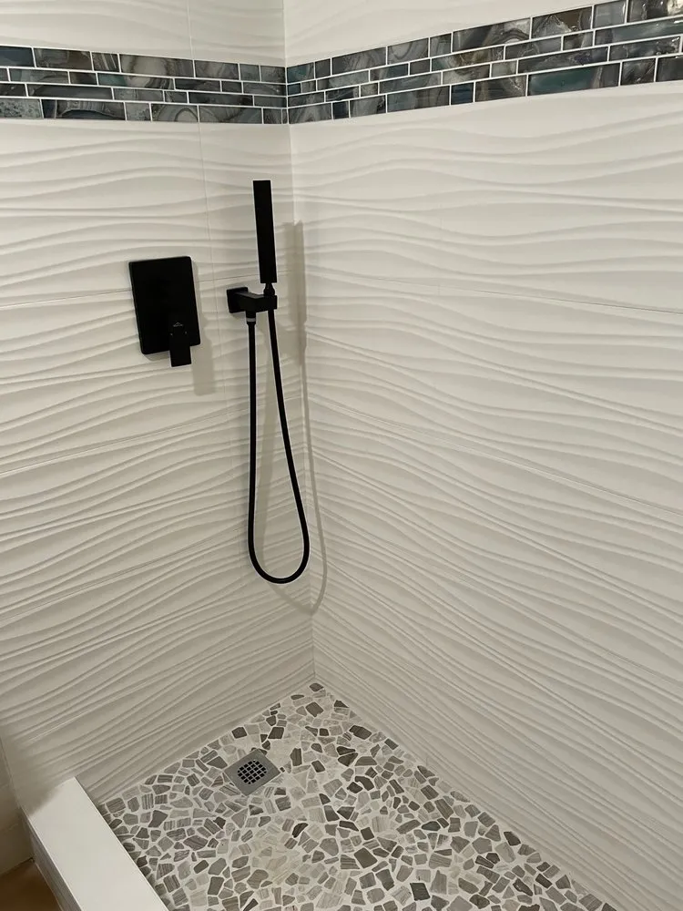 Slide of Hua Construction