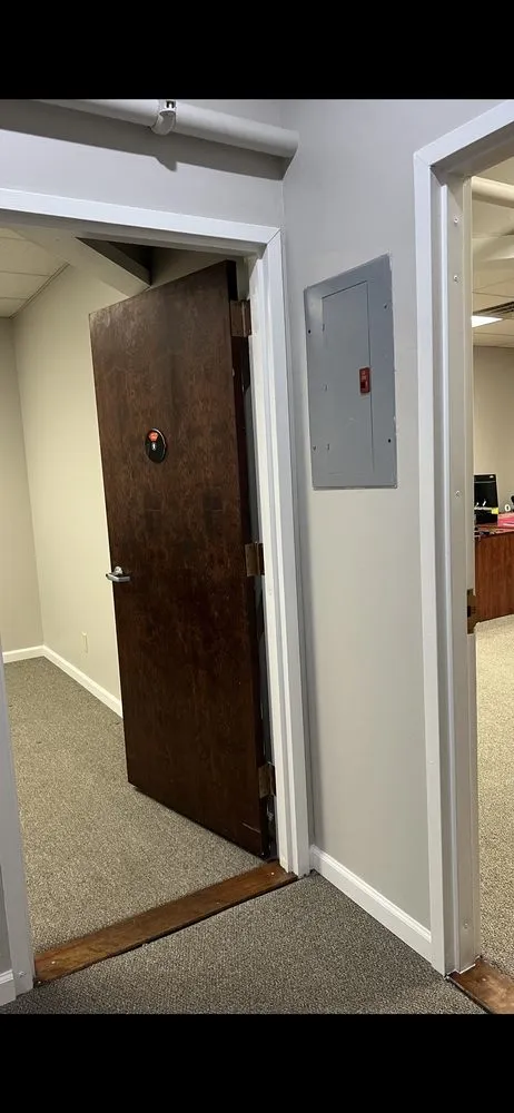 Slide of Hub Chan Remodeling