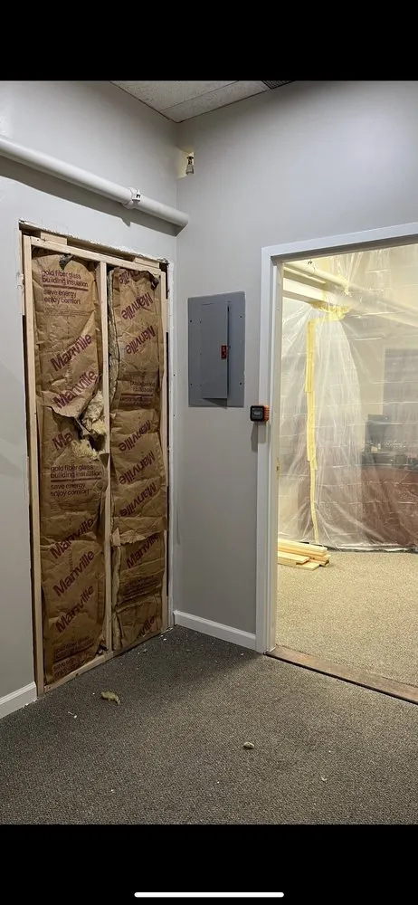 Slide of Hub Chan Remodeling