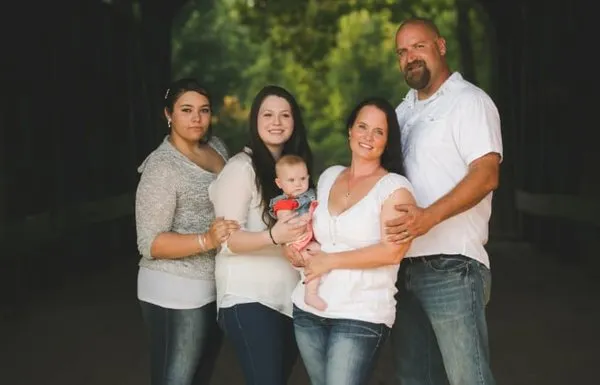 Hubbs Heating & Air Logo