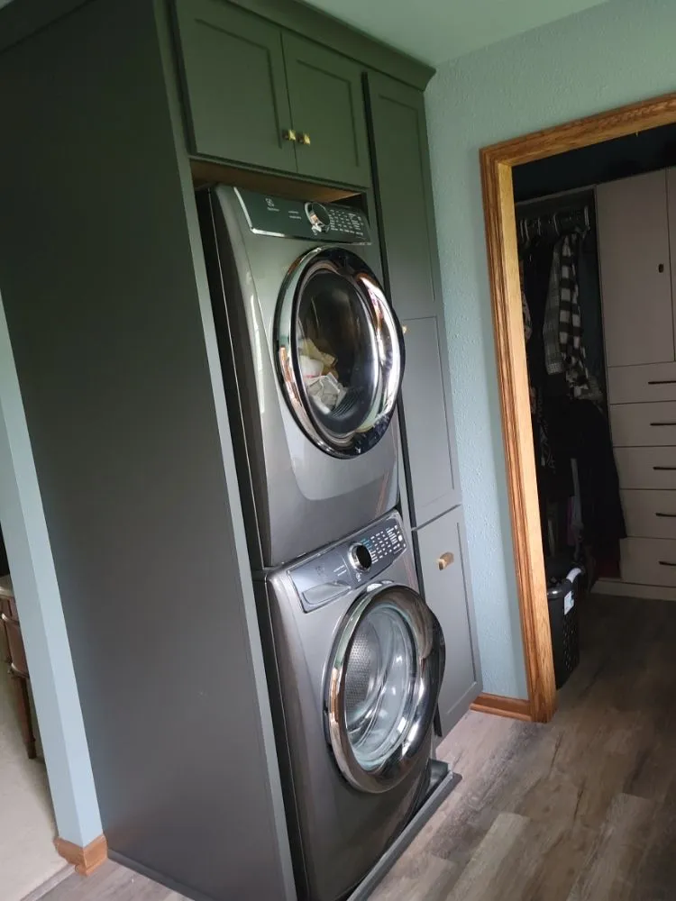 Slide of Hub's Workshop