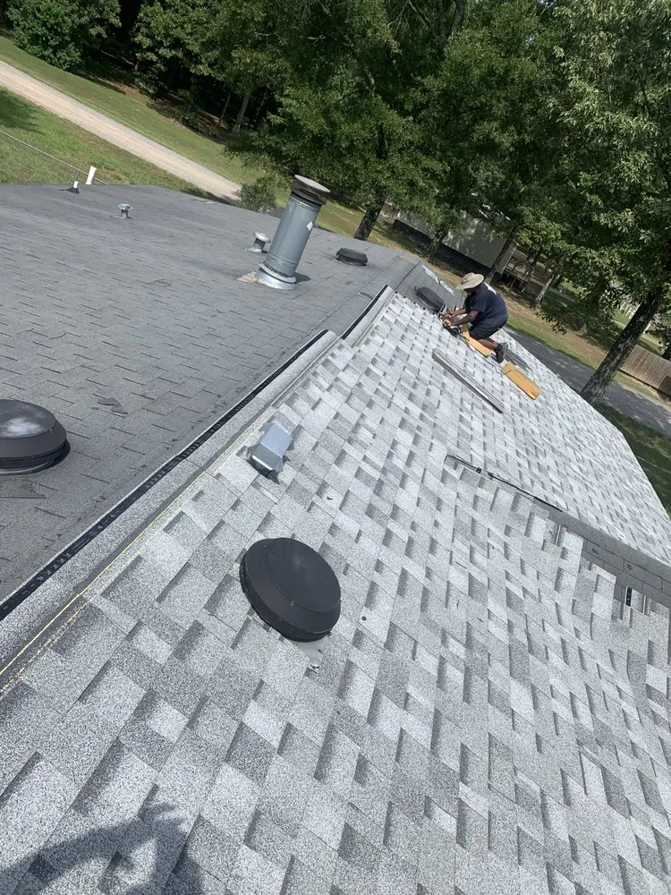 Slide of Huggins & Monroe Plumbing & Painting