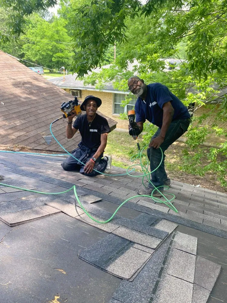 Slide of Huggins & Monroe Plumbing & Painting