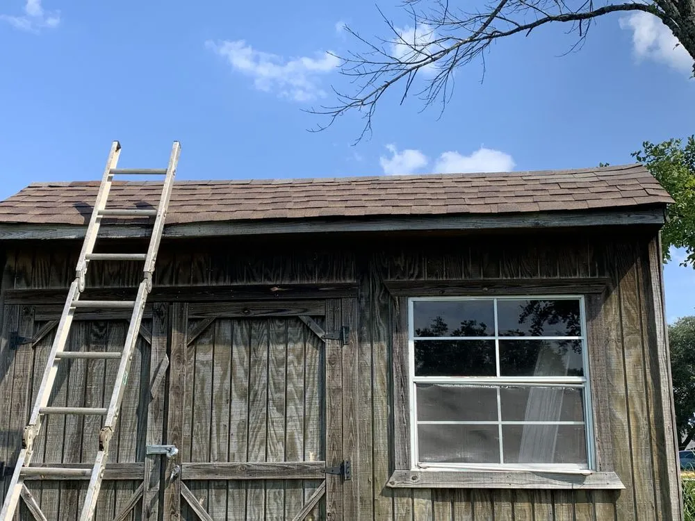 Slide of Huggins & Monroe Plumbing & Painting