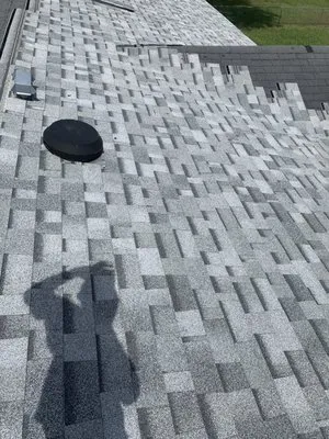 Huggins & Monroe Plumbing & Painting Logo