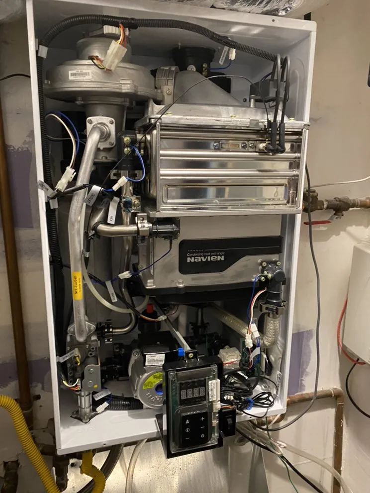 Emergency leak detection in Los Angeles, CA by Hughes Plumbing Services