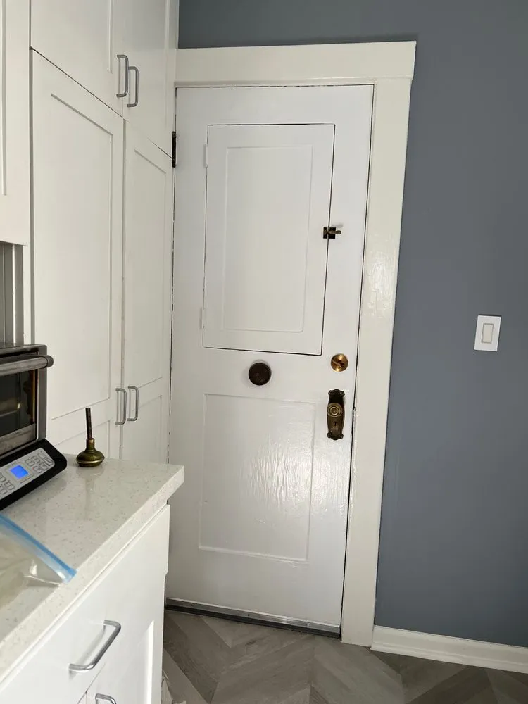 Slide of Hugo Handyman Remodeling