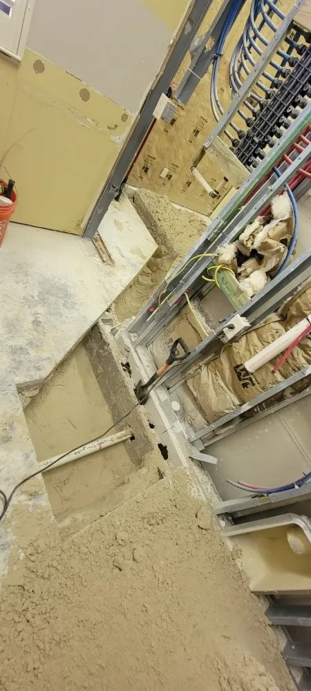 Slide of Husky Plumbing Pros