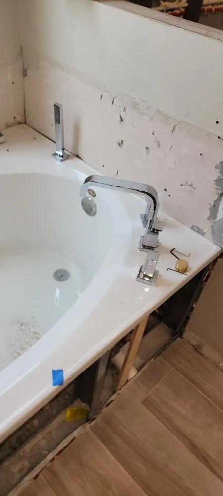 Expert water heater service for homes in Lehigh Acres, FL by Husky Plumbing Pros