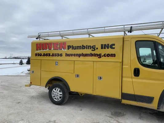 Huven Plumbing Logo