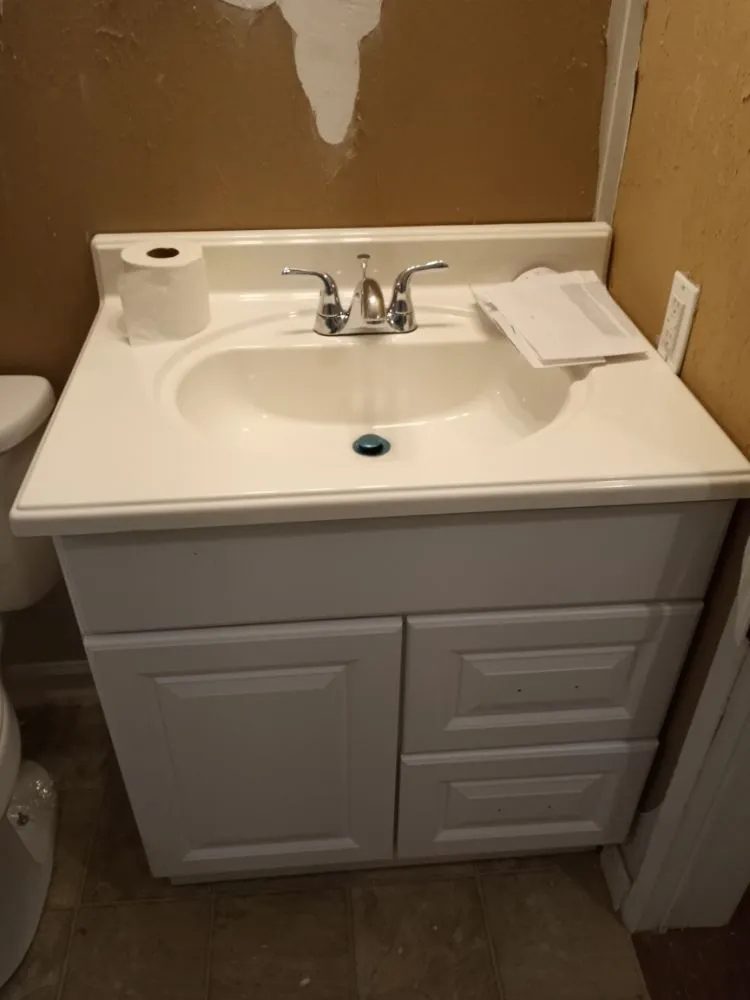 Slide of H&W Plumbing