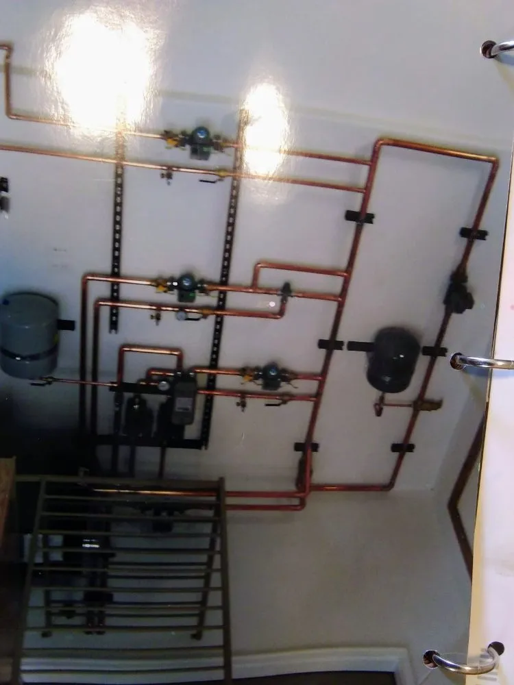Slide of Hydronic  Solutions