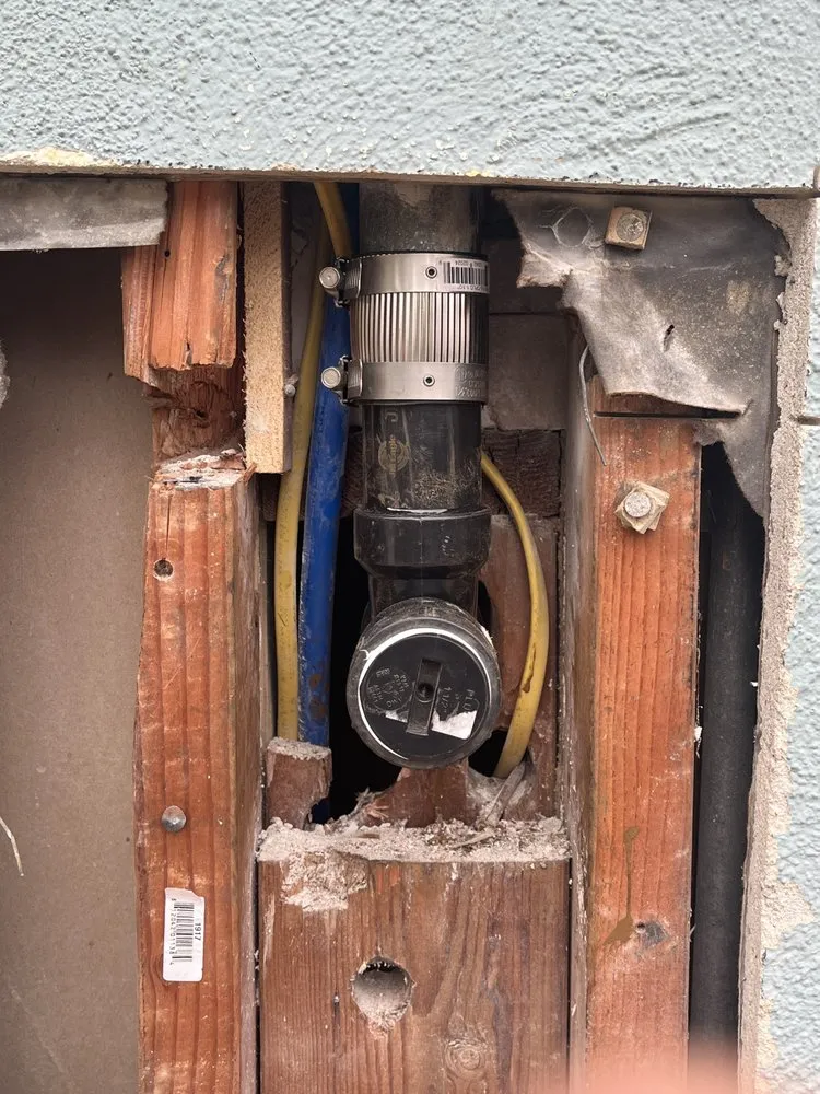 Slide of Hydrotek Pipe Services