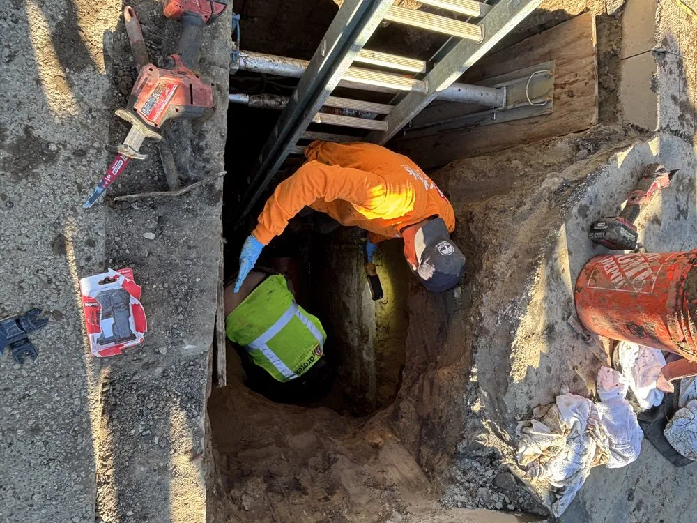 Slide of Hydrotek Pipe Services