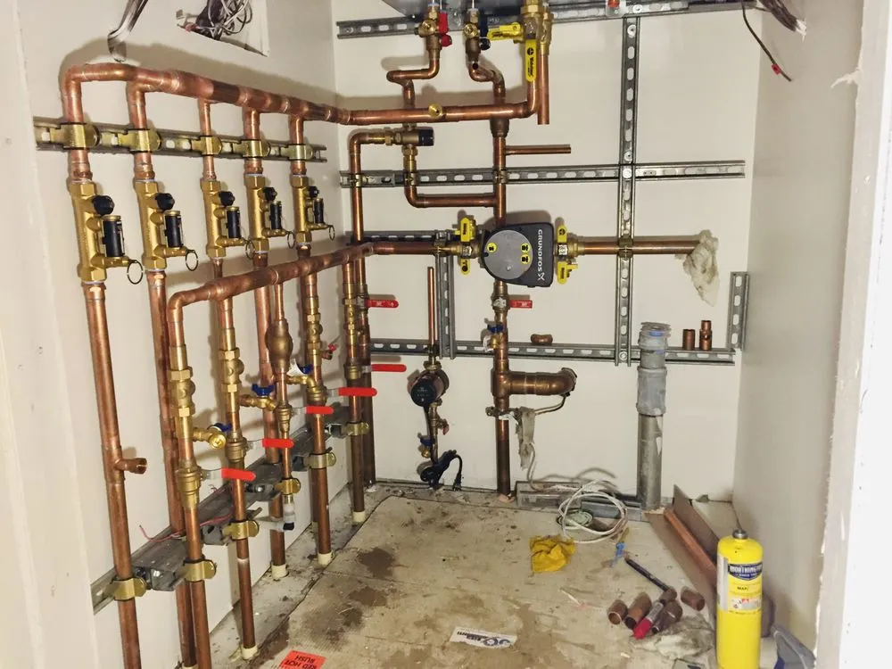 Slide of Hydrus plumbing