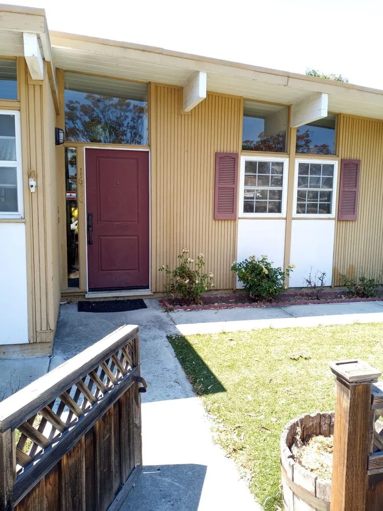 Slide of I & J BUILDING CONSTRUCTION