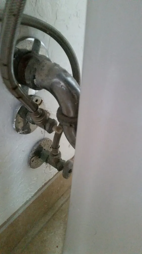 Slide of I Am A Plumber Looking For Work