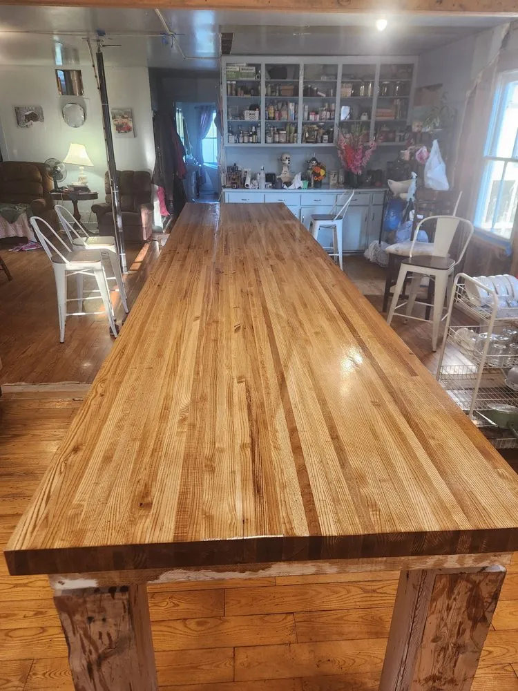 Slide of I Know A Guy Services