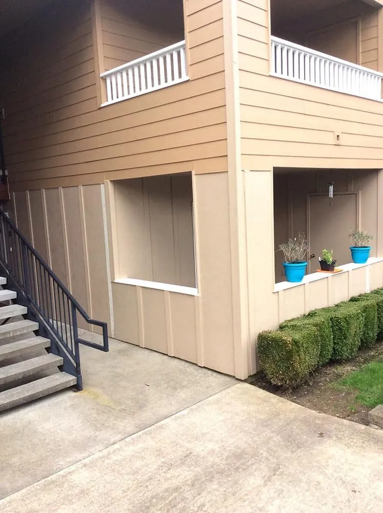 Slide of i5 Exteriors