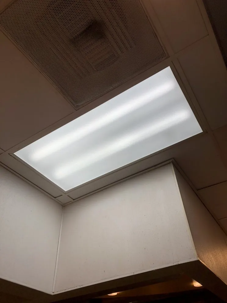 Slide of IbarraServices