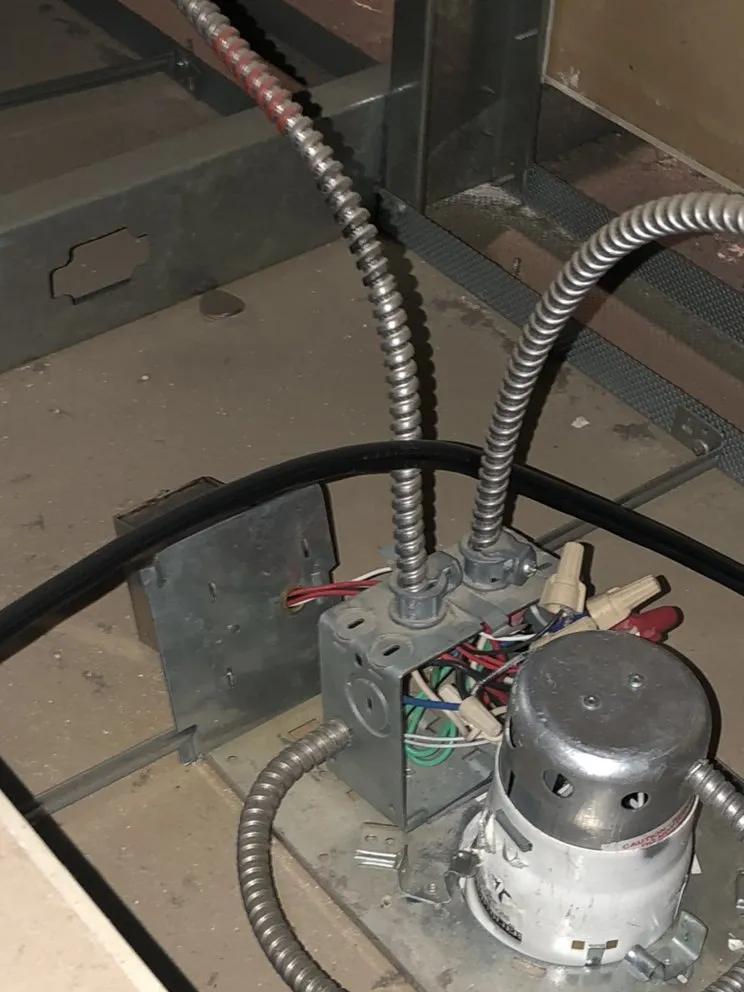 Slide of IbarraServices