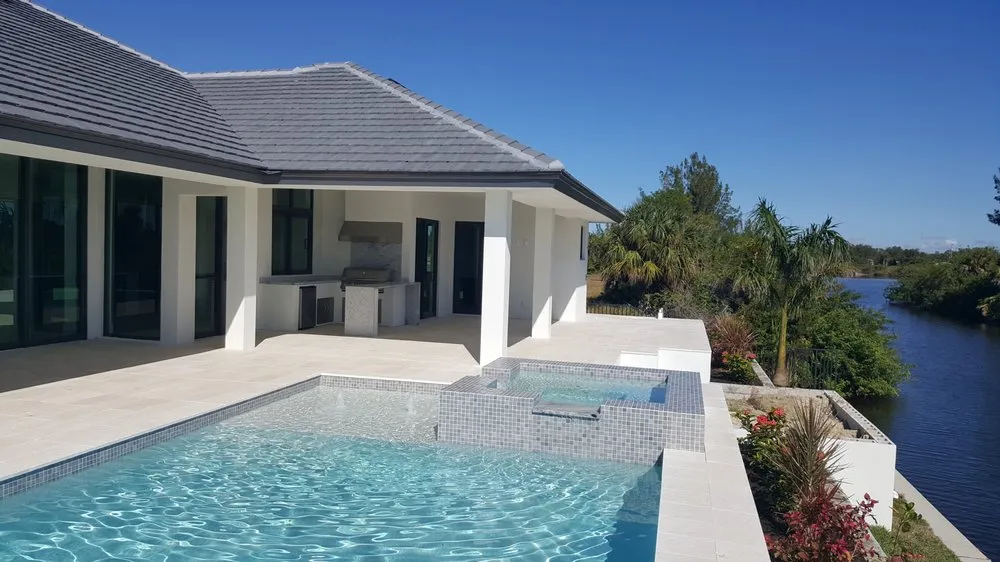 Expert emergency plumbing in DeerField Beach, FL by Icon Construction Plumbing Restoration