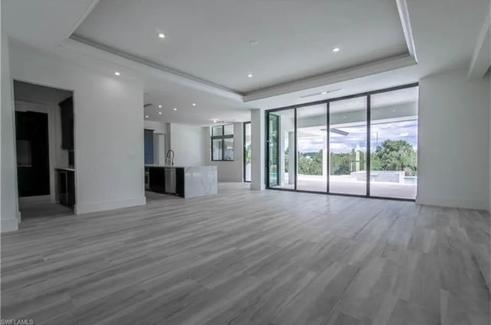 Slide of Icon Construction Plumbing Restoration